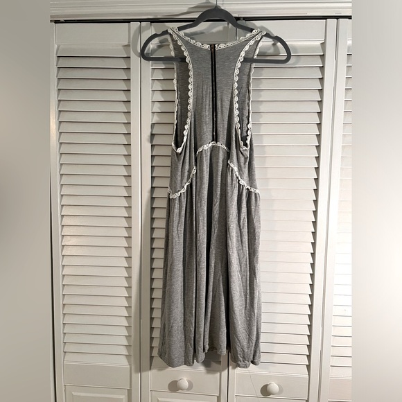 POL Knot dress, gray with delicate trim, size- medium - Picture 2 of 4